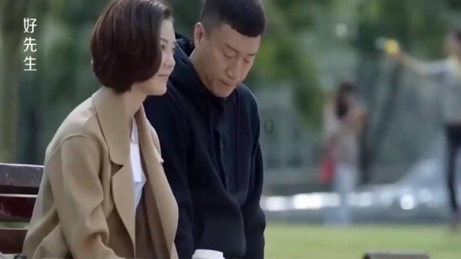 狼山水库冬捕第一网出鱼2000斤,现场被围观市民抢购一空